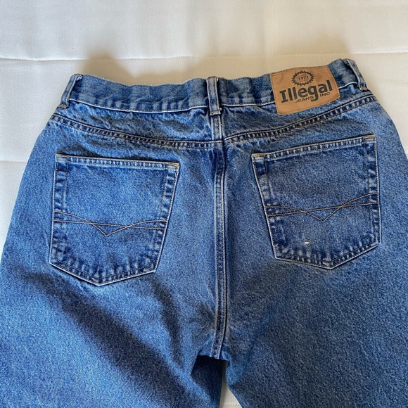 🍁2/$50 BUNDLE DEAL Illegal Jeans Inc. Denim Jeans - Picture 2 of 4